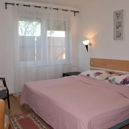 Tatil Evi Lenart House 1 Siofok