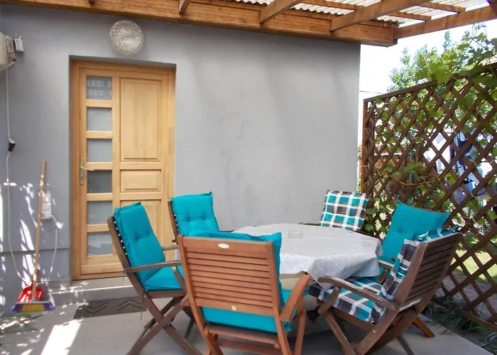 Lenart House 1 度假居 希欧福克